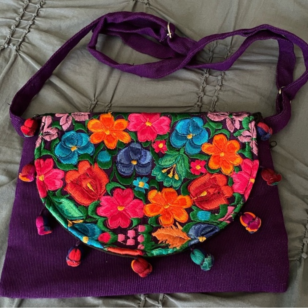 Mexican embroidery bag purple - Picture 1 of 6